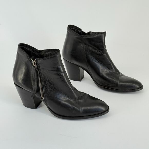 Carl Scarpa Womens Leather Ankle Boots Size 39 US 8.5 Heeled Zip Italy Grunge